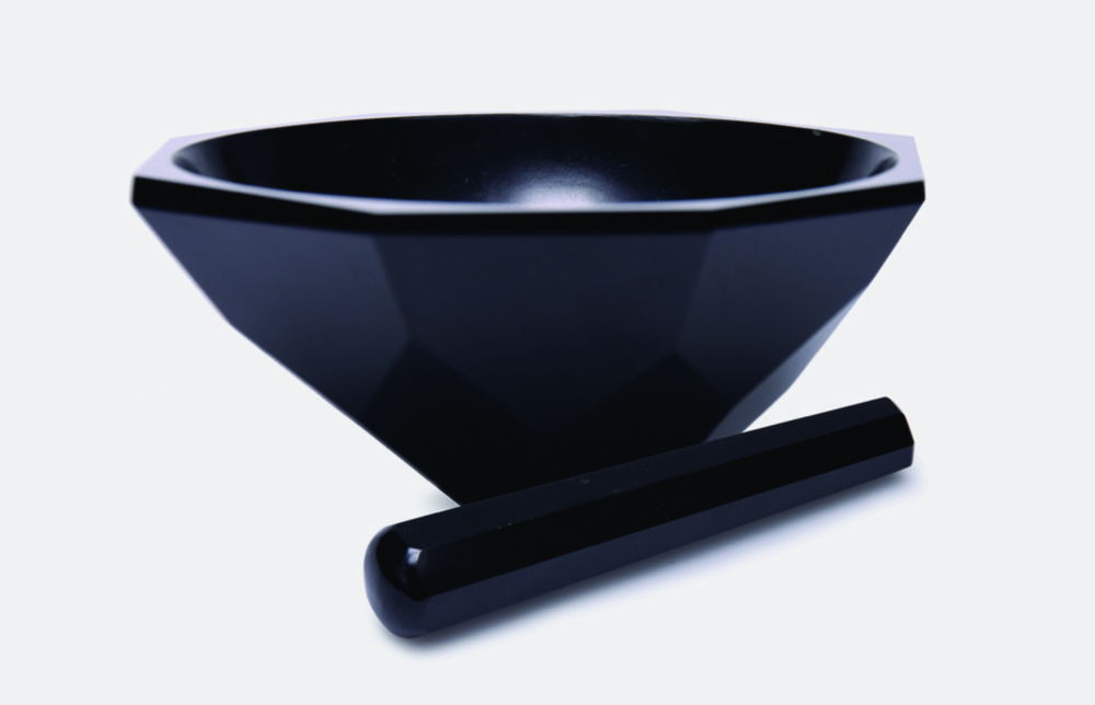 Mörser mit Pistill, Achat