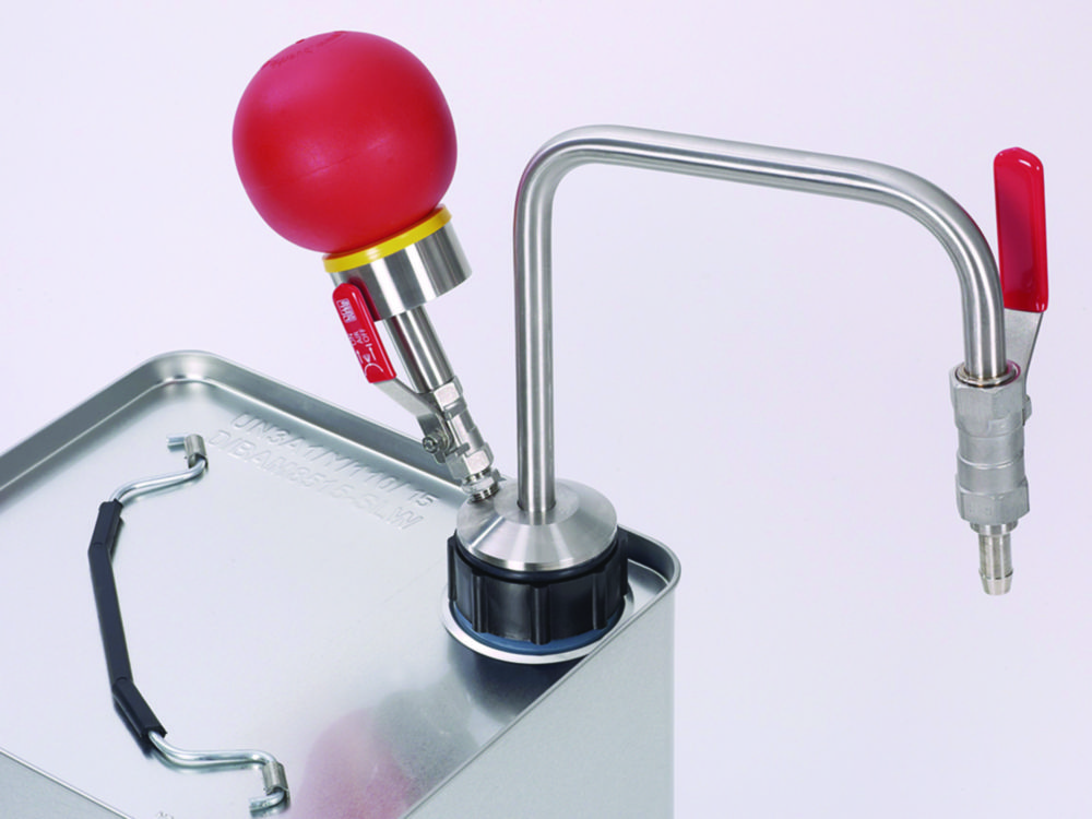 Solvent pump hand operated, for tinplate canisters Solvent pump hand operated, for tinplate canisters