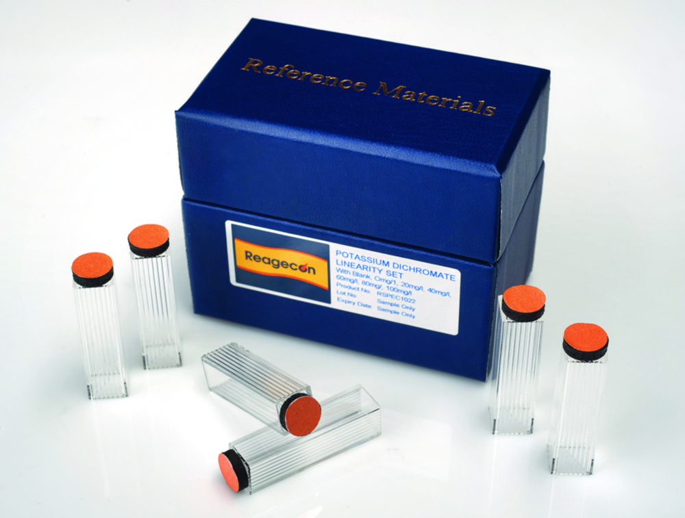 Spectrophotometry cuvettes standards