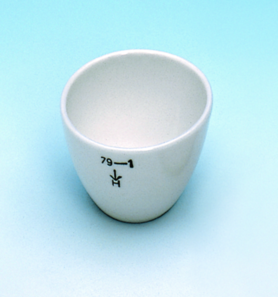 Crucibles, porcelain, low form Crucibles, porcelain, low form